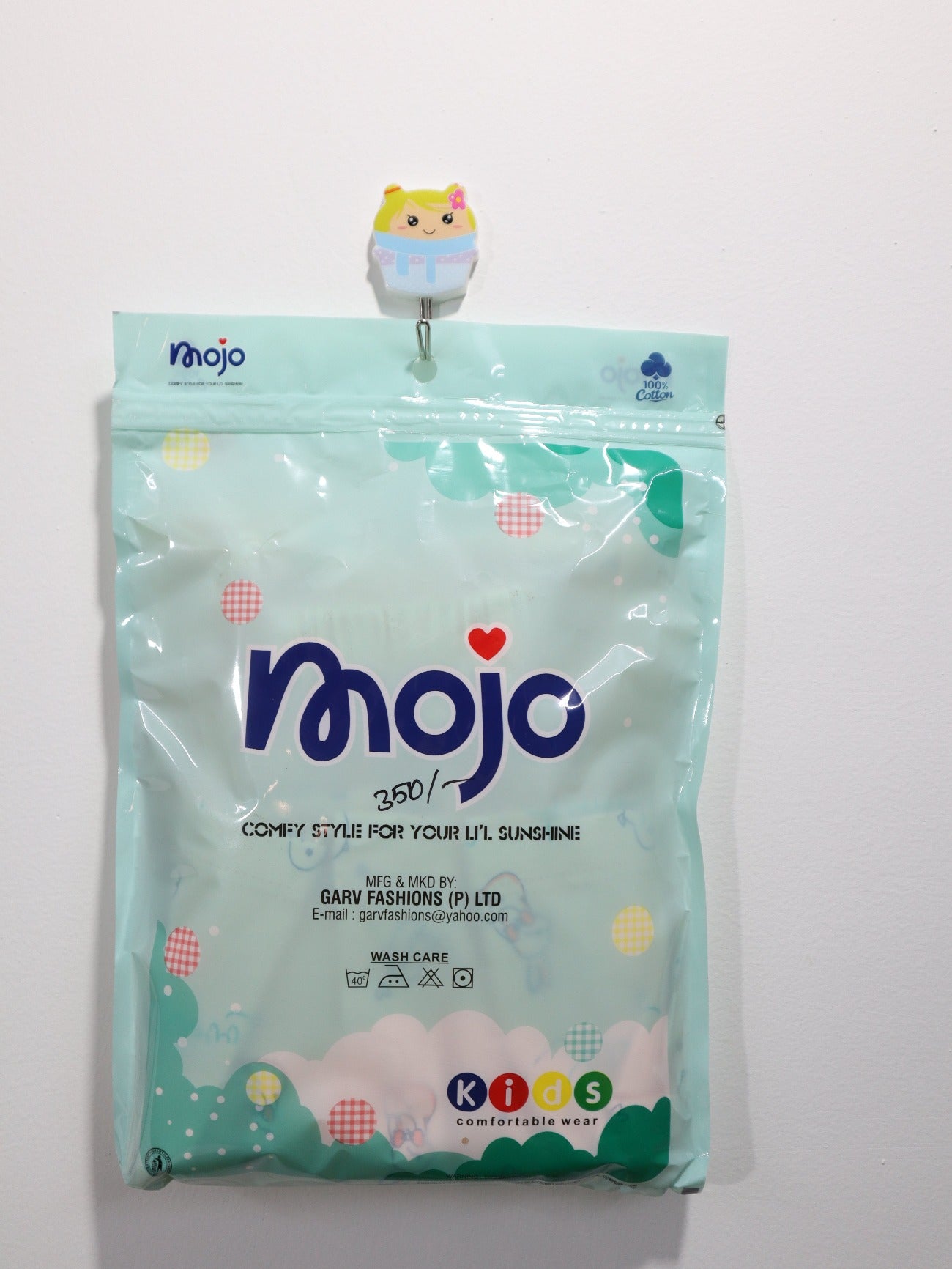 This adorable dress is designed specifically for newborns making it the perfect addition to your babys wardrobe