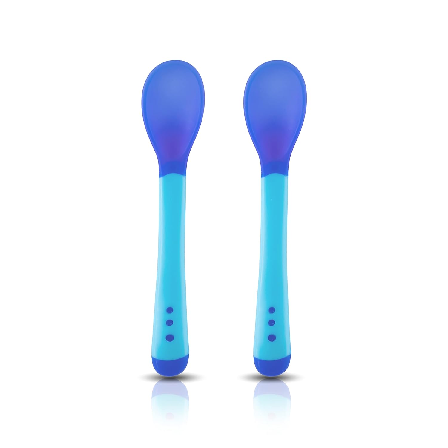 The silicon spoons for baby feeding