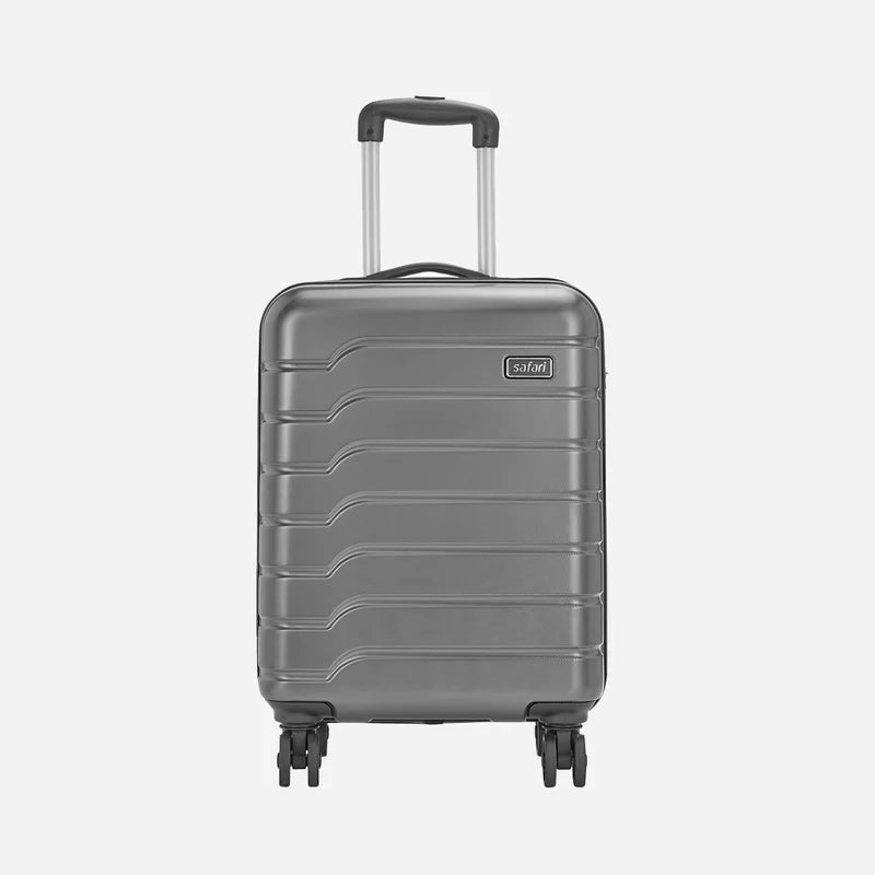 Safari Ozone Trolley Bag is your perfect travel companion With dual wheels